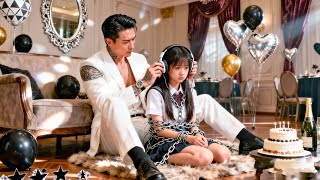 Download Lagu 18yo Girl Was Handed Over to the Gang Leader — He Fell in Love with Her and Spoils Her Every Night! MP3