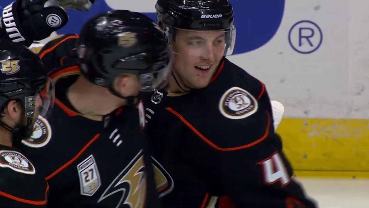 Anaheim Ducks buy out contract of former MVP Corey Perry - Sports  Illustrated