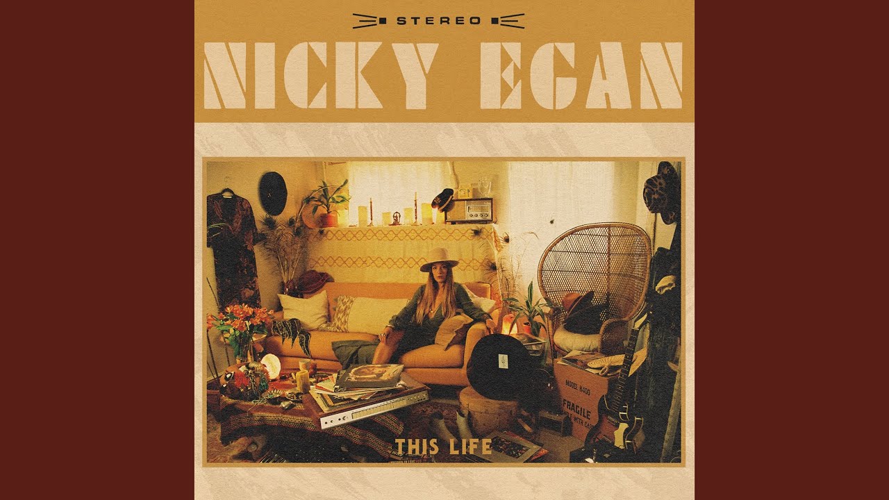 Funny Feeling adlı videoyu YouTube'da izle Funny Feeling adlı videoyu YouTube'da izle