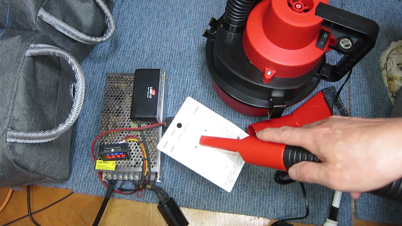 Mercari] A cute vacuum cleaner that uses a 12V cigarette lighter
