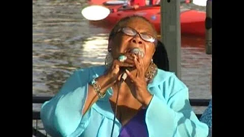 Mary McClendon singing "Love for Sale"