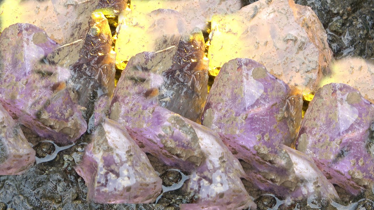 Geble The boy miraculously discovered that the crystal gemstones in the mine ...