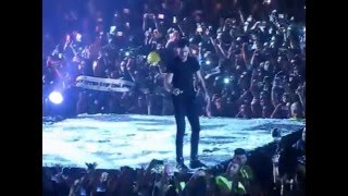 Miniatura de vídeo de "Enrique Iglesias - Bailando ft.  Michael Carreira - LIVE Lisboa 2015"