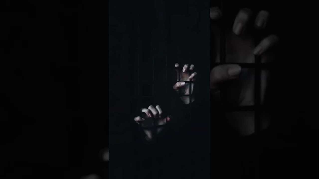 Feeling trapped ⛓️ 