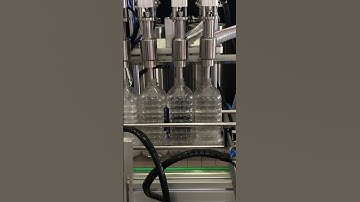 Full Automatic Plastic Bottle Cap 4 Heads Liquid Filling Line