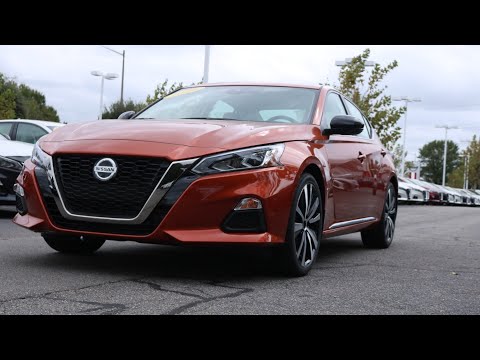 2020-nissan-altima-sr-startup,-exhaust,-walkaround-and-review