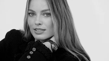 Margot Robbie and Ali MacGraw: The two-way J12 Interview — CHANEL Watches