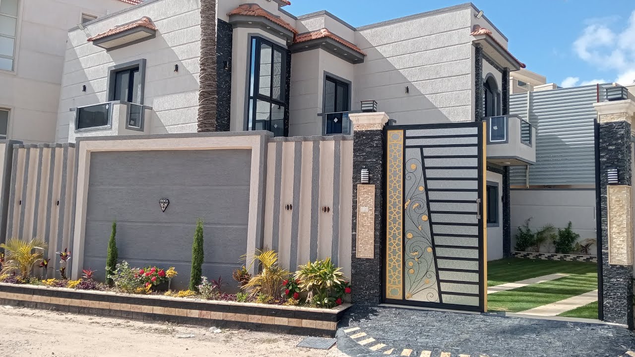 فيلا مسجلة للبيع مساحه 300متر قريبه من جميع الخدمات للتواصل محمود للتسويق العقاري 01010150636