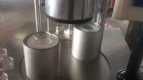 Semi automatic vacuum can seaming machine with nitrogen flushing capability