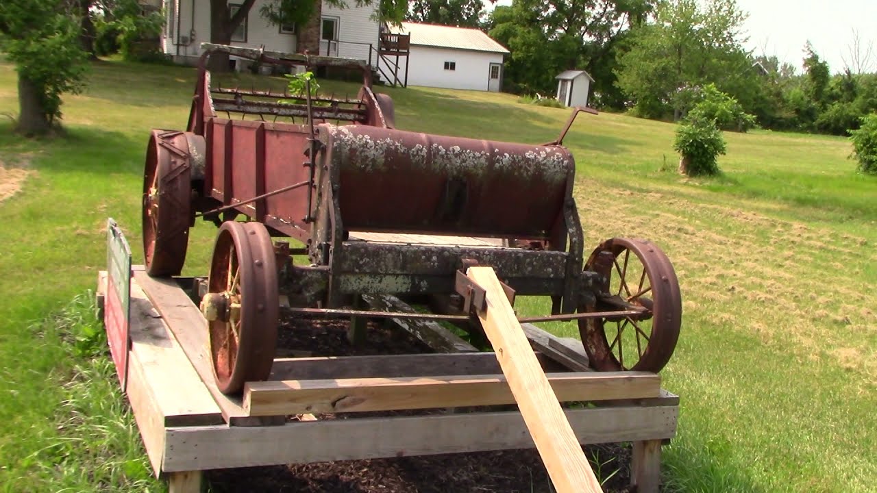 CLASSIC HISTORICAL ANTIQUE MANURE SPREADER (A SIGN From God?) YouTube