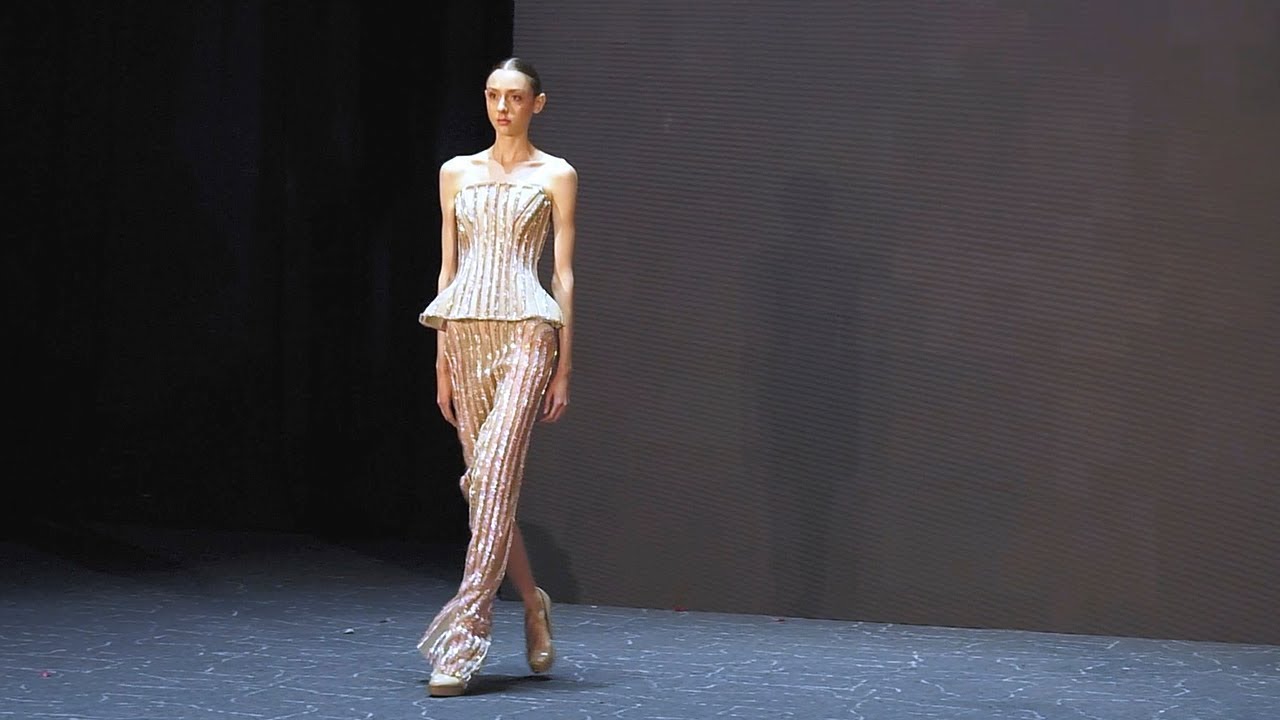 Giannina Azar | Fashion Leader Mexico 2025