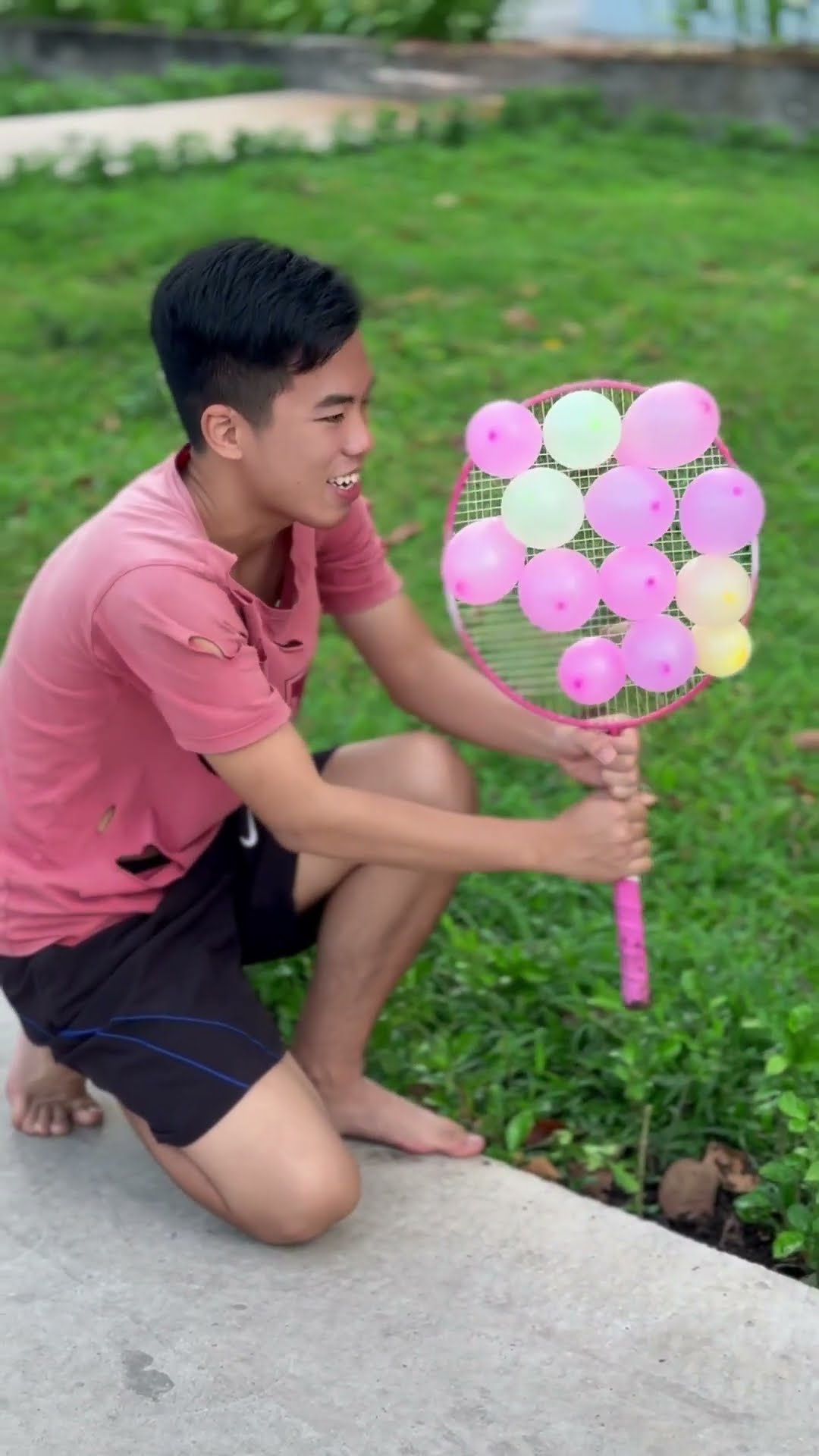 Su Hao film: plant a balloon tree ?