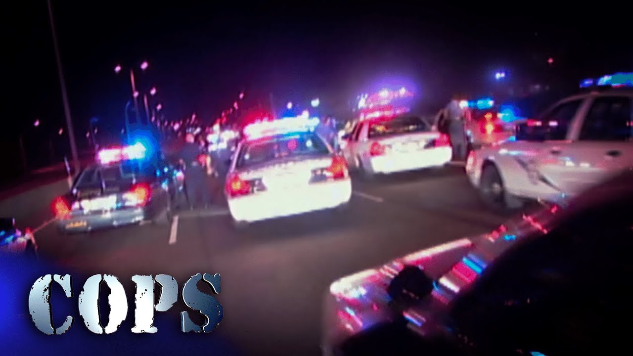 Hot Pursuits - High Speed chase 🚔 | Cops TV Show
