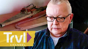 Chip's Scary-Accurate Reading of Antique Prosthetic Leg﻿ | Kindred Spirits | Travel Channel