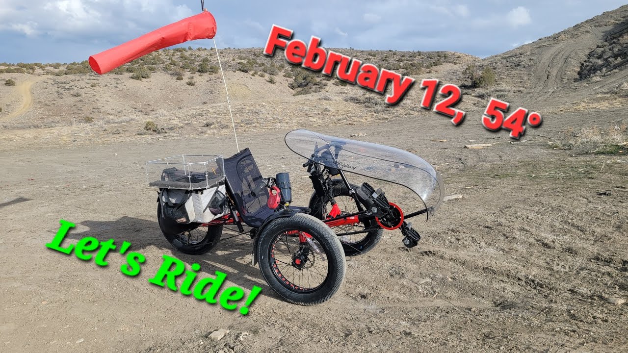 Поездка на трёхколёсном лежачем велосипеде в Симс-Меса.