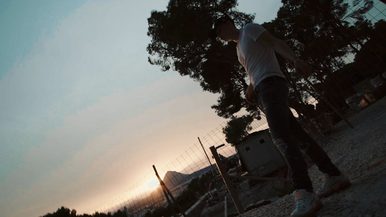 Watch Loading - "Keine Pause" (Video by sebreflect) on YouTube Watch Loading - "Keine Pause" (Video by sebreflect) on YouTube