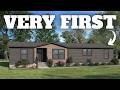 FIRST time I've seen a mobile home with this floor plan! Very Cool prefab house tour!