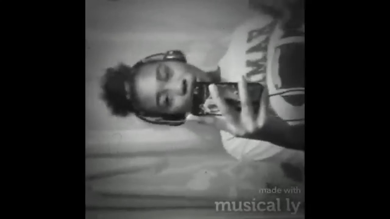 Bickin back being bool