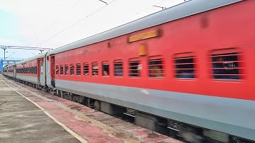 AMARAVATI EXPRESS (18048) WITH LHB COACHES 