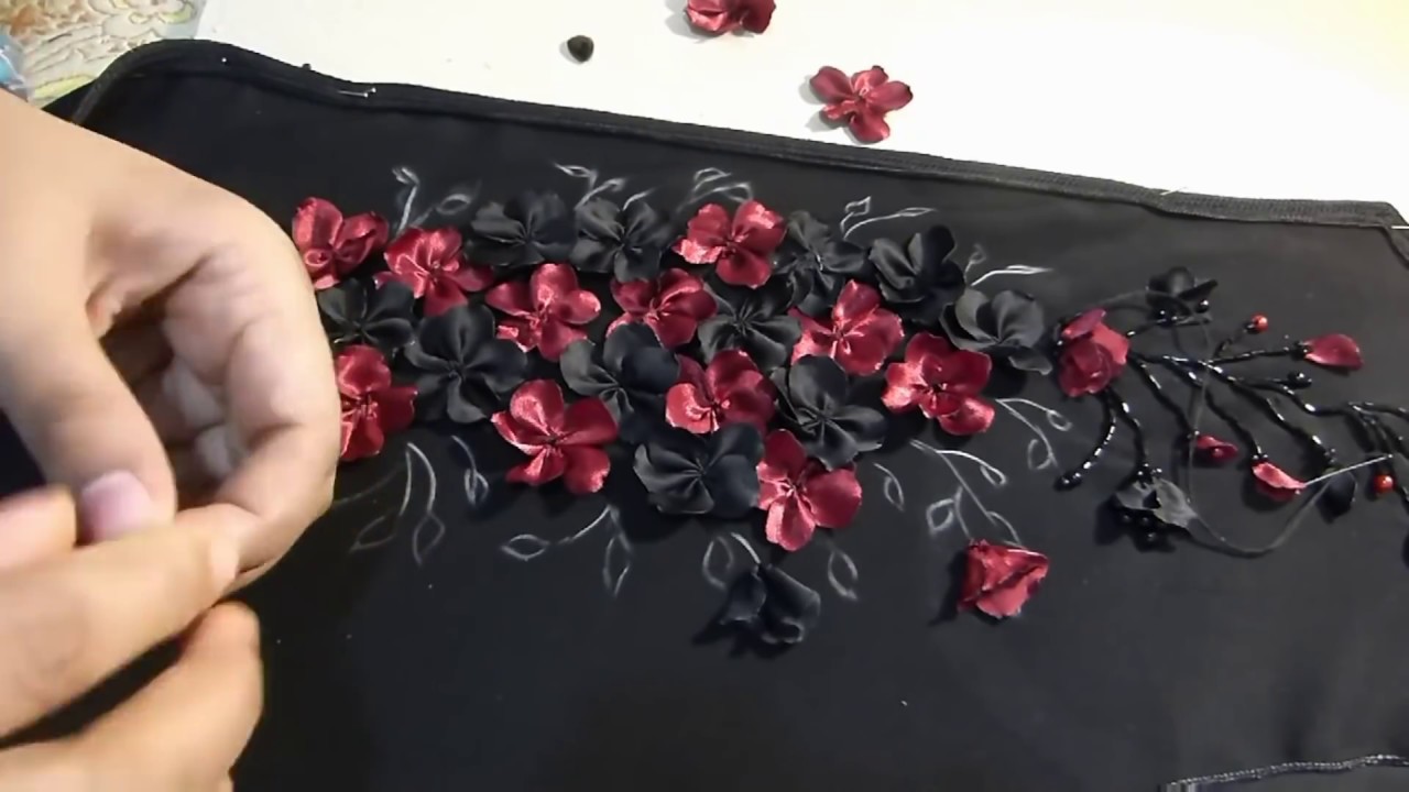 #Embroidery# Flowers .2. الجزءالتاني لجلابة  بلا قب مخدومة بالورد⚘# والعقيق#