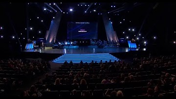 Angelique Kidjo dedicates her Grammy Award to Burna Boy. Powerful Speech !!!