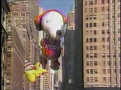 Snoopy Woodstock 1988 1995 Balloon Theme Macy S Thanksgiving Day Parade