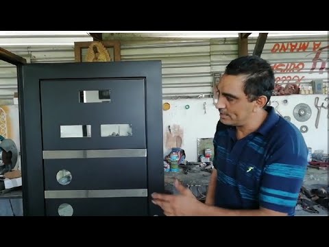 Video: Listones Metálicos: Listones De Acero Galvanizado Con Revestimiento De Poliéster Y Marcos De Aluminio Para Puertas Y Vidrieras