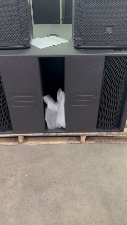 Double 21' Makara-MK3 Powered Sub makes Paper Dance