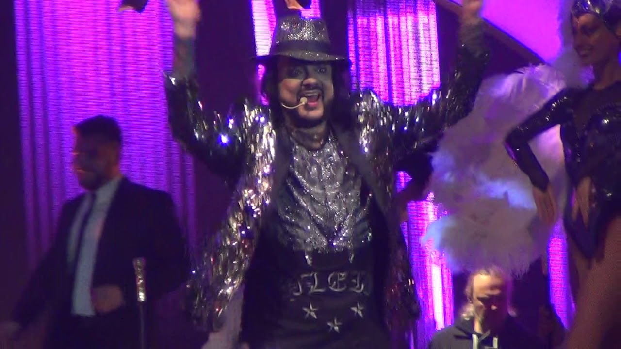 Филипп Киркоров  - Жизнь полюбит нас (Каunas 2018-03-16)