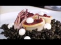 Arroz Negro con Calamares Rellenos de Chicharrón Prensado - Chef César Vázquez de Nexo