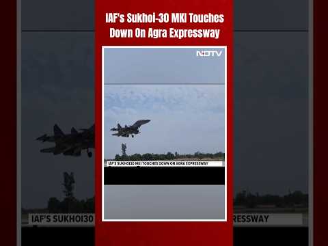 Air Force's Sukhoi-30 MKI Touches Down On Agra Expressway