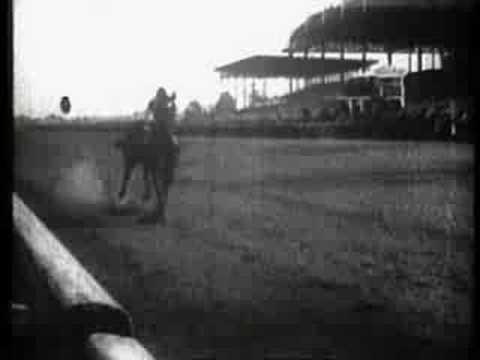 Vidéo: Did man o war race in the kentucky derby ?