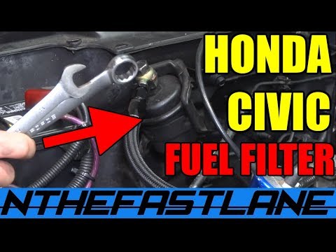 Video: Var är bränslefiltret på en Honda?