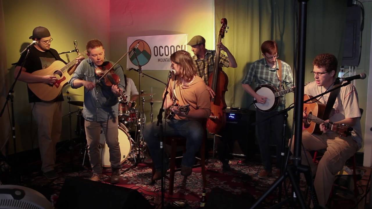 Kind Country "Studio B"