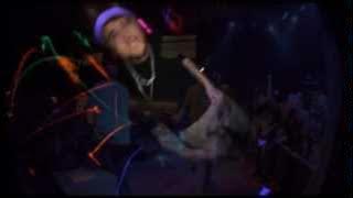 Never Back Down ft/ Deuce