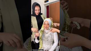 Ketika Proses Pemasangan Solo Hijab Sambil Curhat