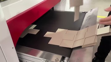 automatic corner cutting and bidirectional grooving machine #rigidboxmachine