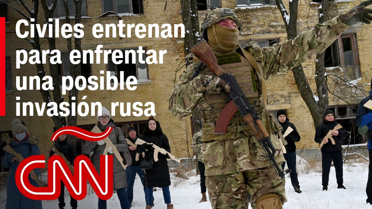 Ucranianos se entrenan para enfrentar una posible invasión de Rusia: “Es un momento crucial"
