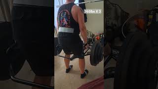 Trap Bar Deadlift / 365lbs X 3 shorts fitness