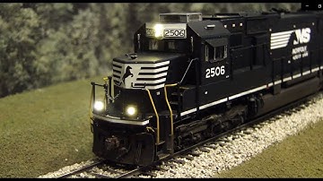 Overland Models Norfolk Southern SD70 #2506 w/ LokSound