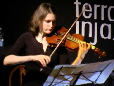 Alexandra Filonenko Hommage a memory A.Schnittke für Violine solo.avi