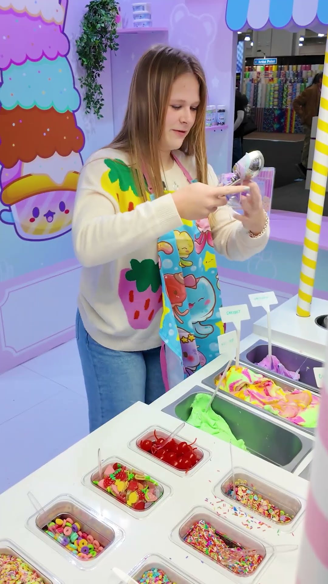 Assistan'st First Job Scooping Ice Cream at Kawaii Slime #FamilyFun #kawaiislimecompany  #FirstJob