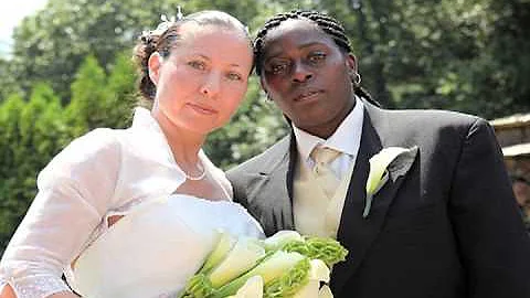 Challenging DOMA: Geraldine and Suzanne Artis