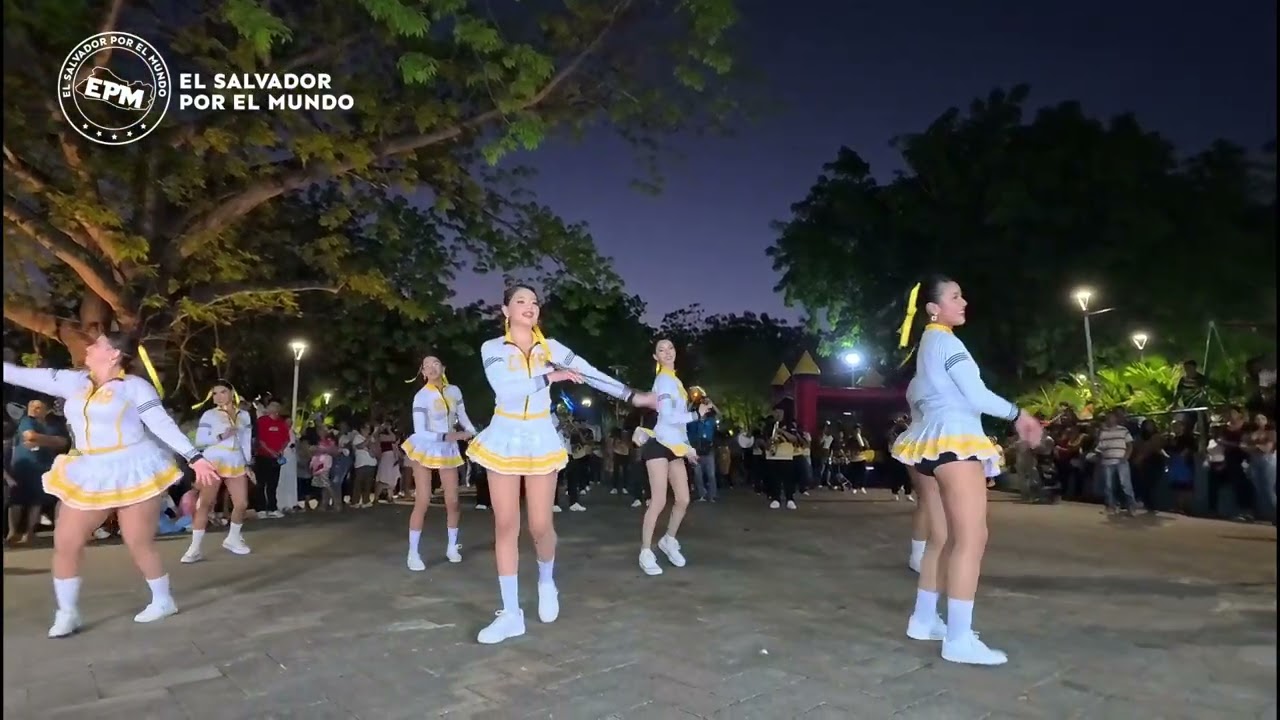 Impresionante Participaciòn de Cabañas Music Band