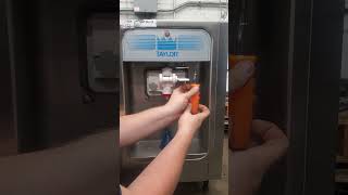 How to adjust viscosity on a Taylor 152 soft serve ice cream machine - quick tutorial screenshot 5