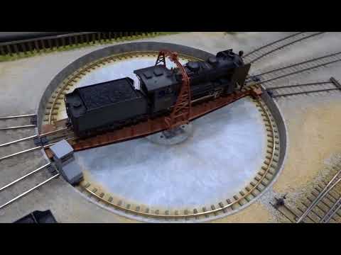 【鉄道模型】江ノ電　鎌倉高校前駅付近の住宅街ギリギリに走るリアルジオラマ