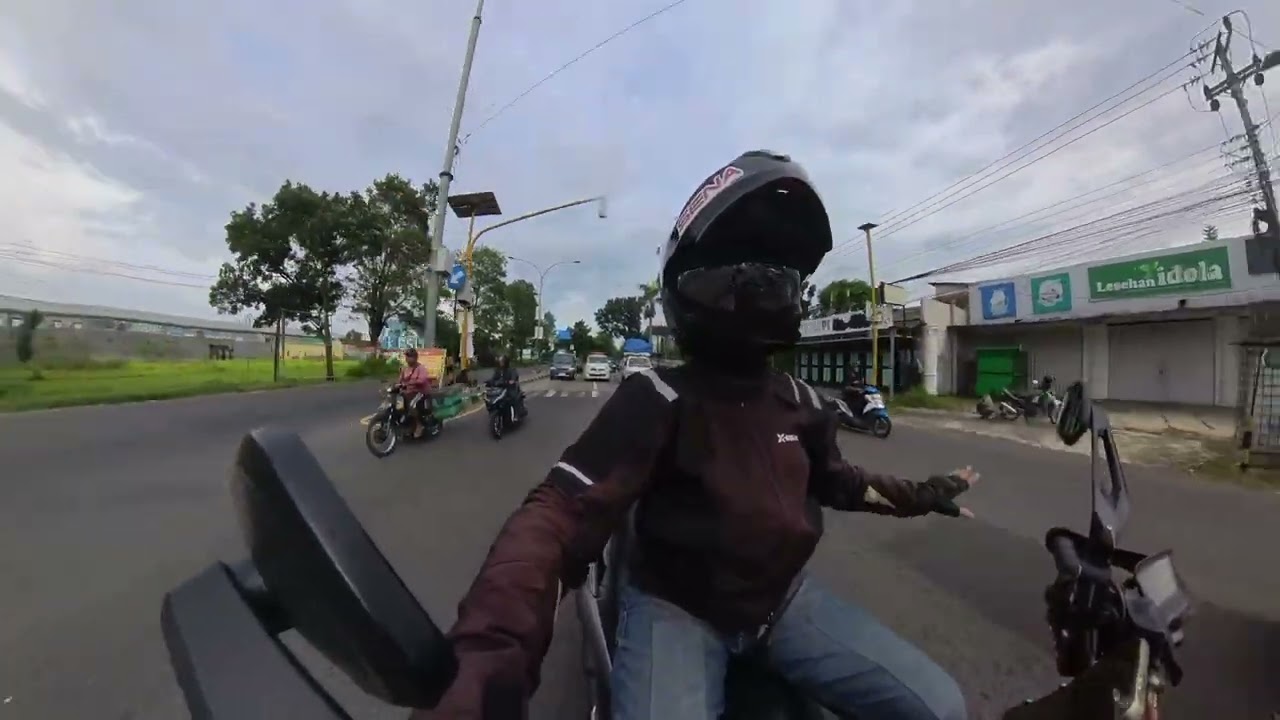 Bantu Ambulance Tujuan Kebumen, Jawa Tengah, 12/02/2026