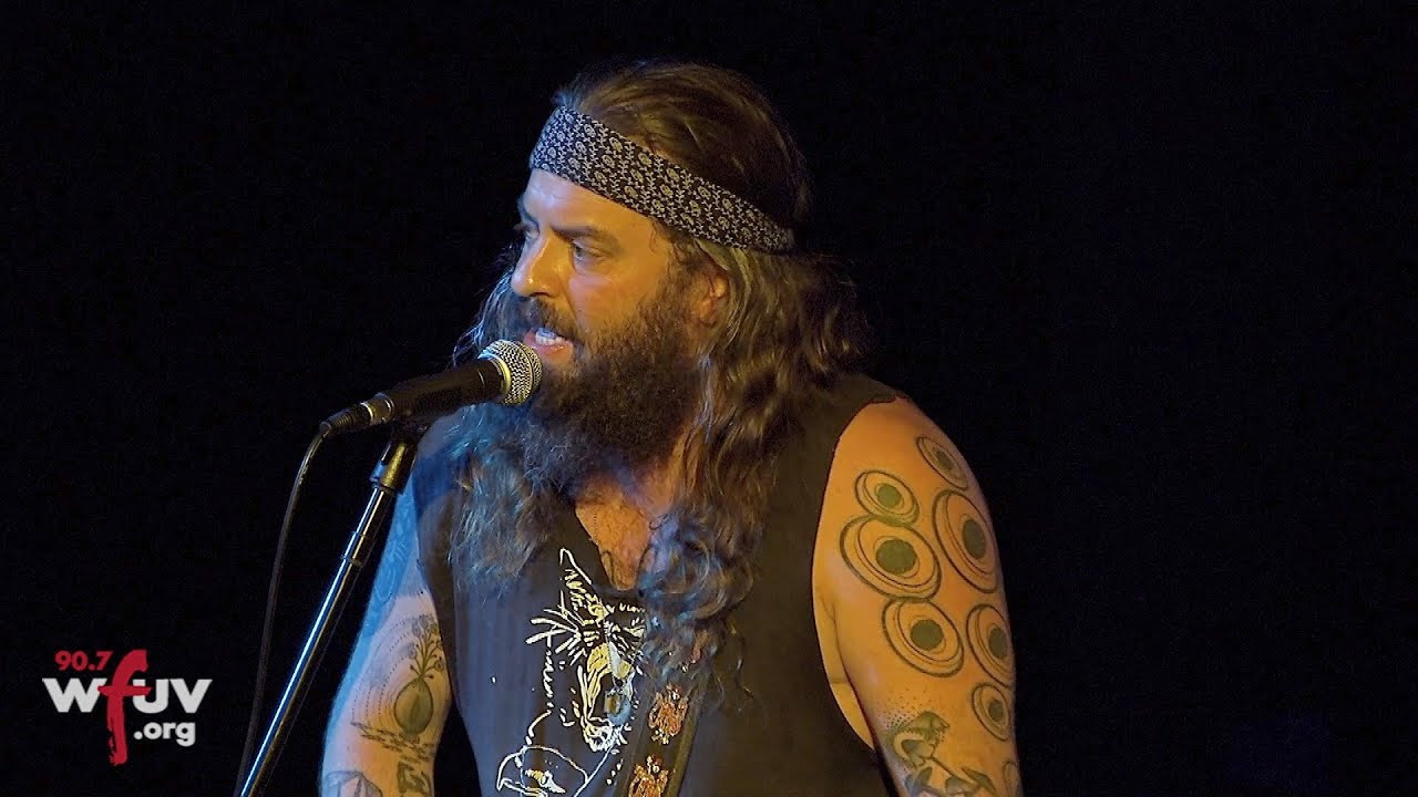Strand of Oaks - "Sunbathers" (Live at The Sheen Center) adlı videoyu YouTube'da izle Strand of Oaks - "Sunbathers" (Live at The Sheen Center) adlı videoyu YouTube'da izle