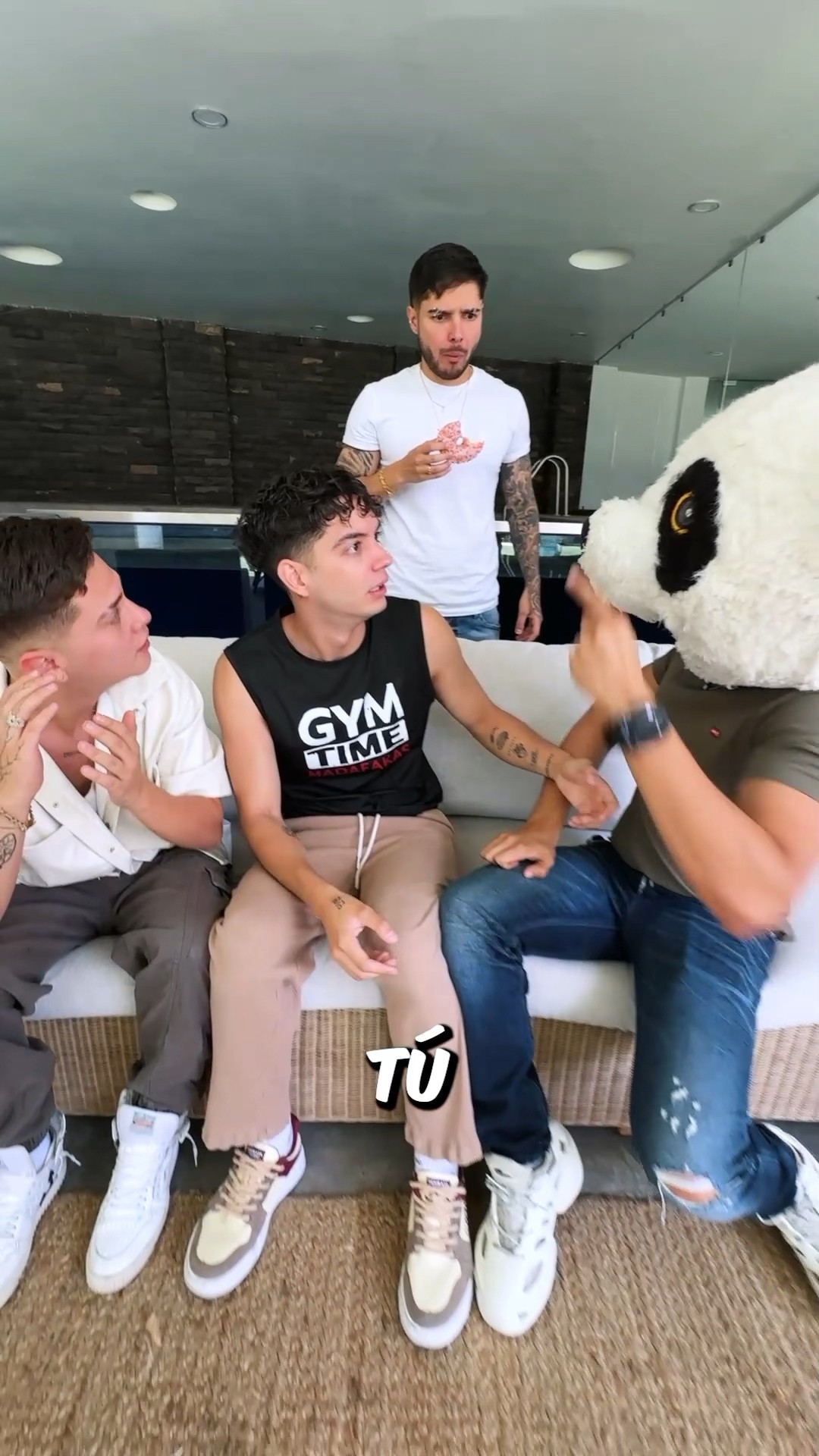 ¡Mis Dos Amigos Se Pelearon! ?