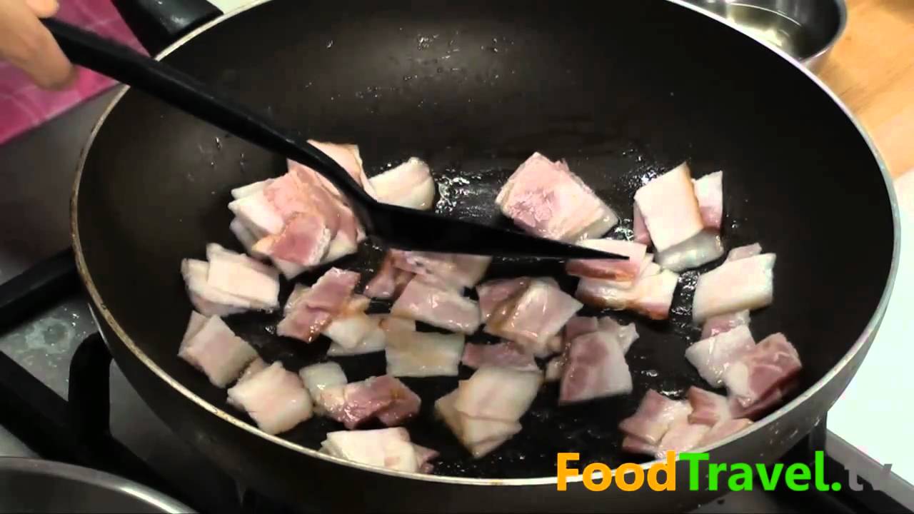 สปาเก็ตตี้ผัดพริกแห้ง เบคอน